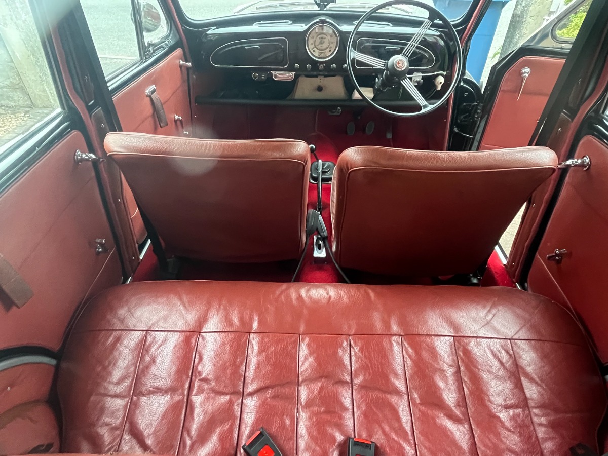 1960 Morris Minor Image 8